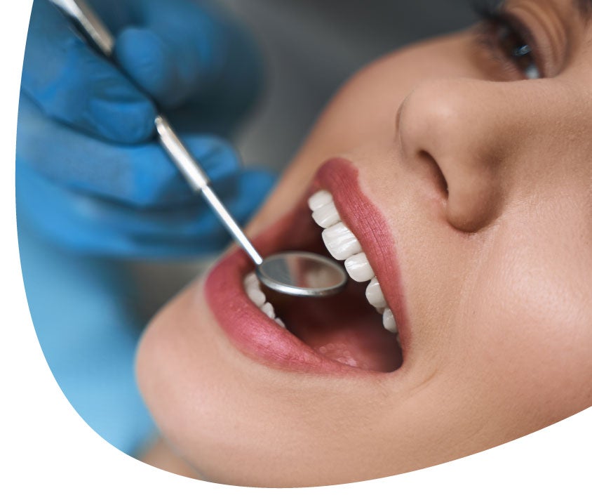 girl on dentist